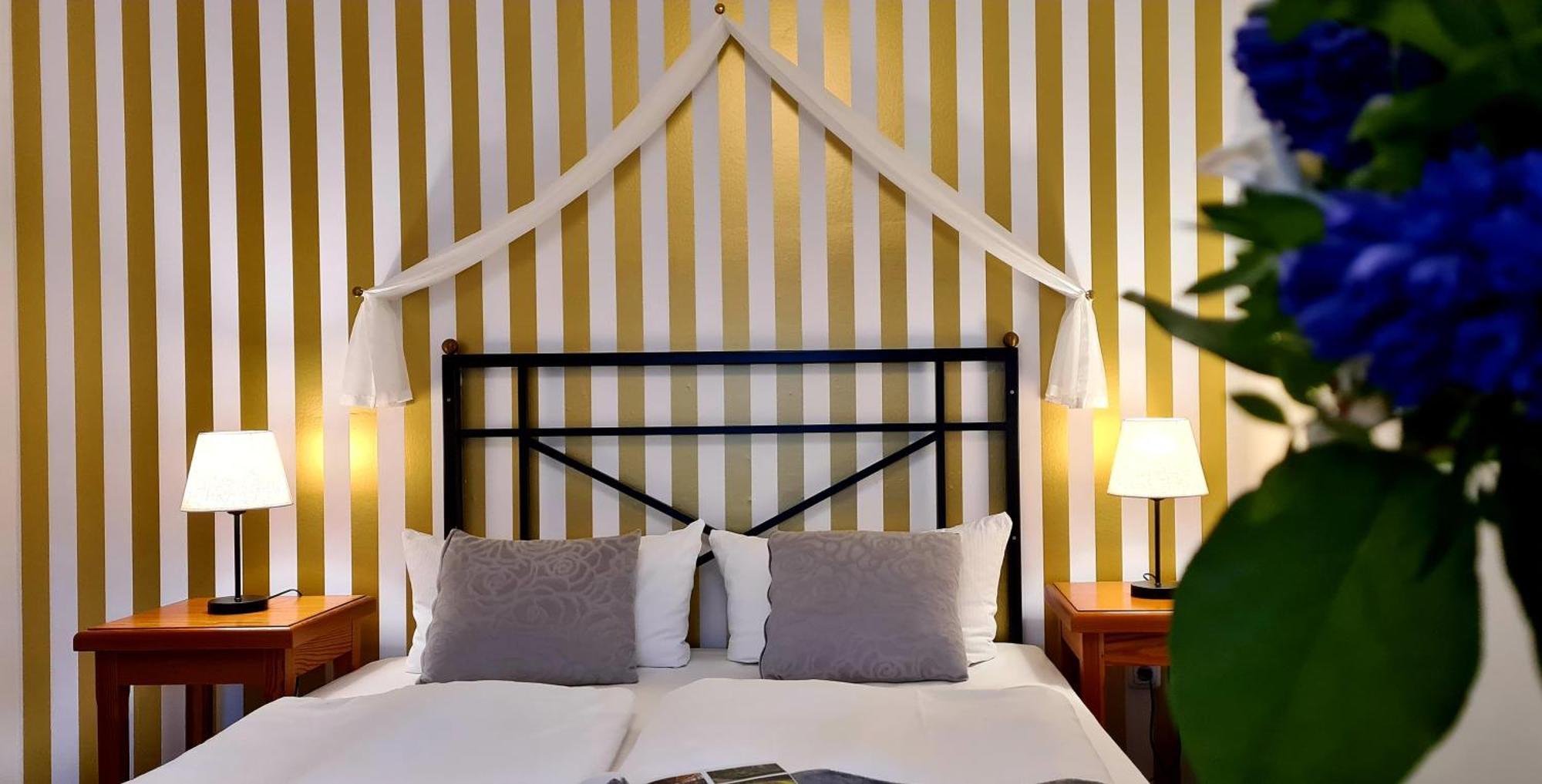 Hotel Schieferhof - Glaslust Neuhaus am Rennweg Luaran gambar