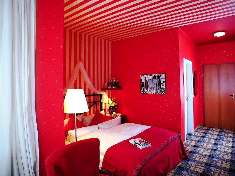 Hotel Schieferhof - Glaslust Neuhaus am Rennweg Luaran gambar